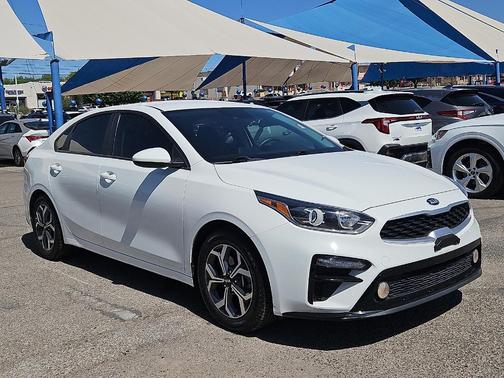 Clear White 2020 Kia Forte LXS