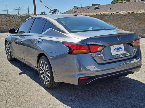 Gun Metallic 2024 Nissan Altima 2.5 SV