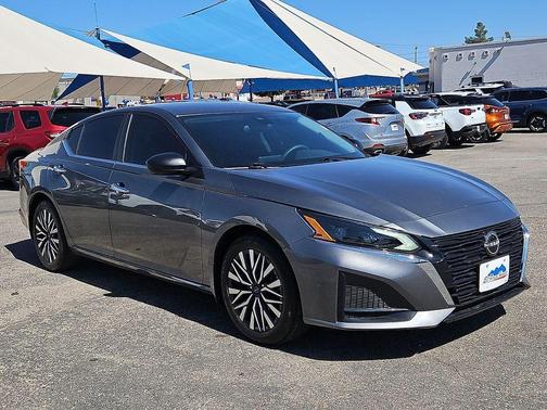 Gun Metallic 2024 Nissan Altima 2.5 SV