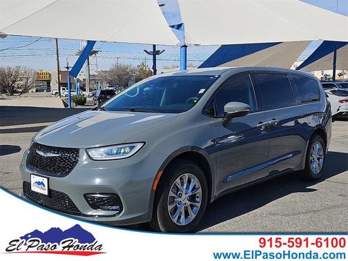 2023 Chrysler Pacifica Touring-L