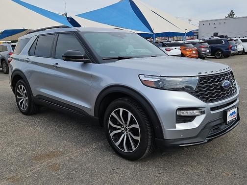 Silver Metallic 2020 Ford Explorer ST
