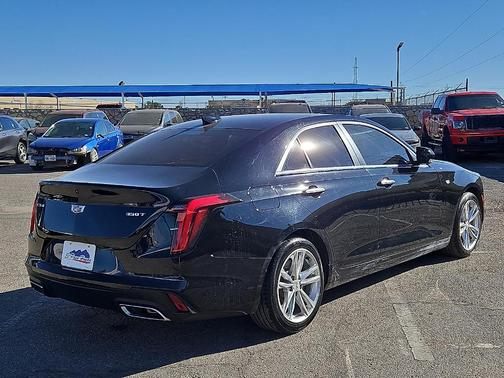 2021 Cadillac CT4 Luxury