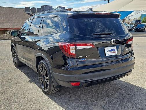 2022 Honda Pilot Black Edition