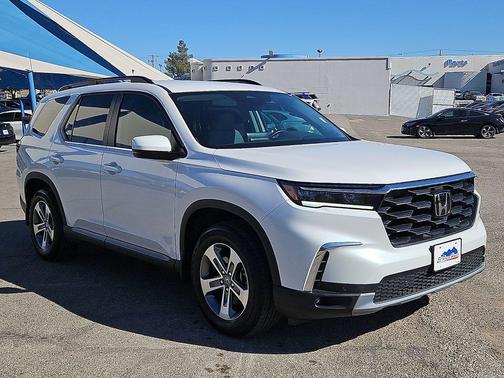 Platinum White Pearl 2025 Honda Pilot EX-L