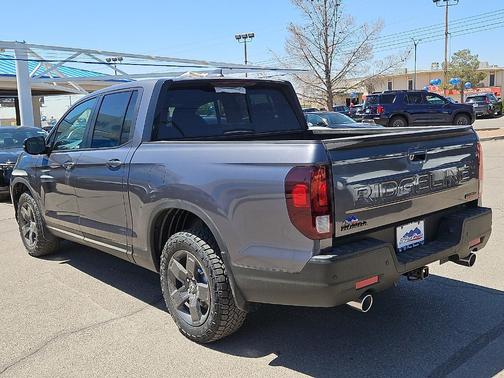 Modern Steel Metallic 2026 Honda Ridgeline TrailSport