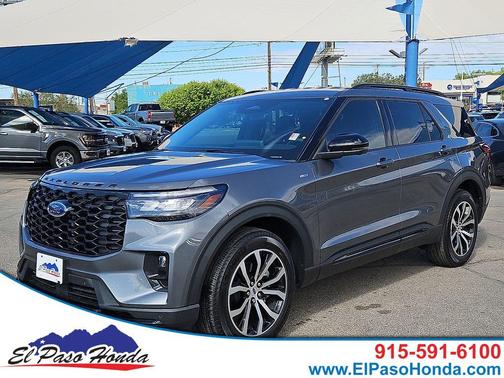 Gray Metallic 2025 Ford Explorer ST-Line