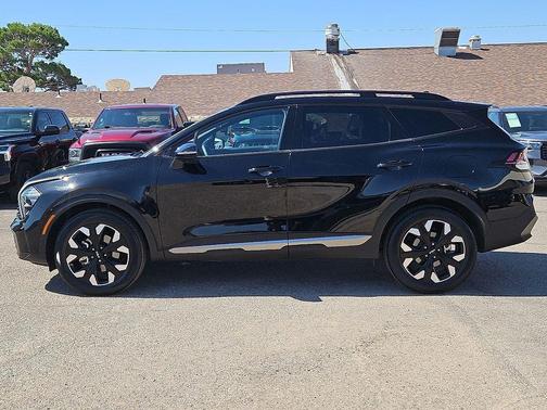 Ebony Black 2023 Kia Sportage X-Line
