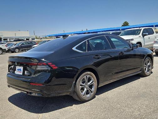 Crystal Black Pearl 2024 Honda Accord Hybrid EX-L