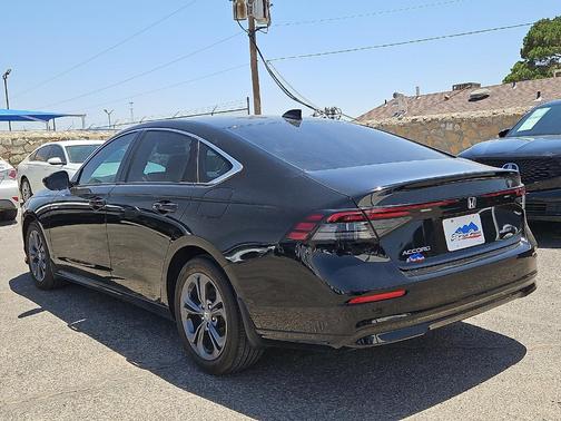 Crystal Black Pearl 2024 Honda Accord Hybrid EX-L