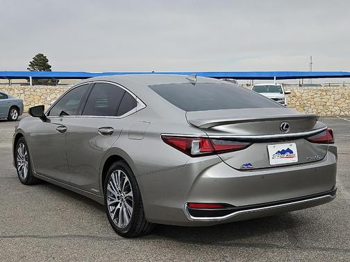 2021 Lexus ES 300h 300H