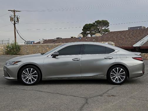 2021 Lexus ES 300h 300H