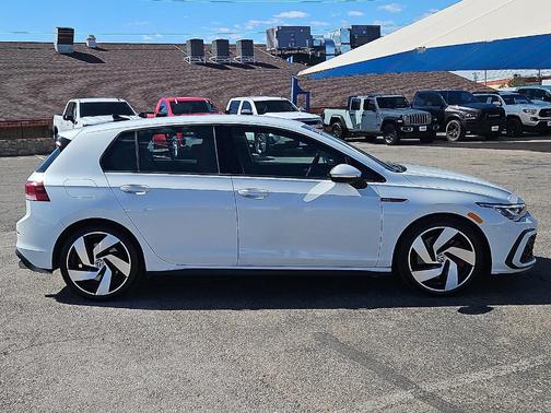 2022 Volkswagen Golf GTI 2.0T S