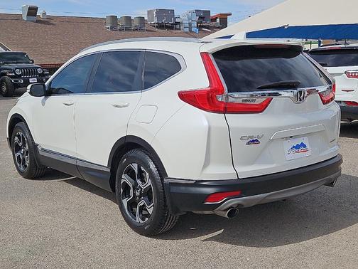 White Diamond Pearl 2018 Honda CR-V Touring