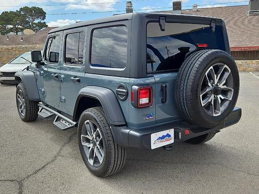 Anvil Clearcoat 2025 Jeep Wrangler 4xe Sport