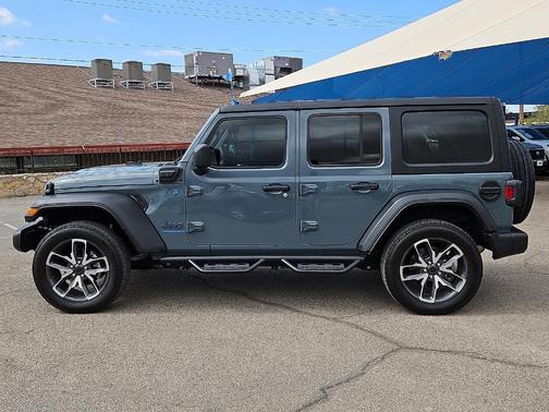 Anvil Clearcoat 2025 Jeep Wrangler 4xe Sport
