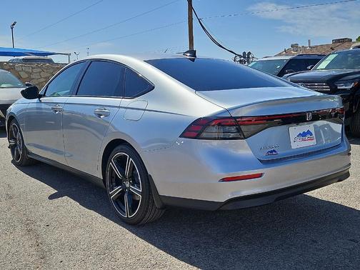 Solar Silver Metallic 2026 Honda Accord SE