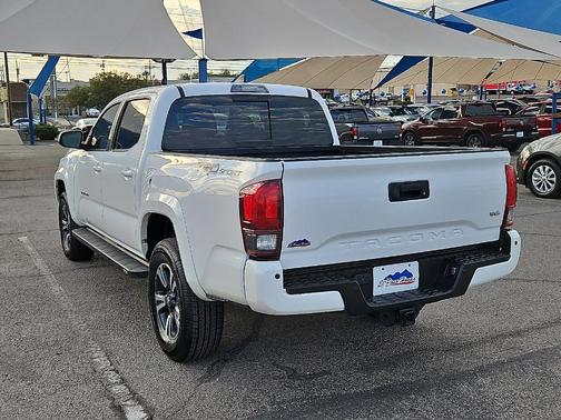 2018 Toyota Tacoma TRD Sport