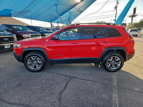 2019 Jeep Cherokee Trailhawk