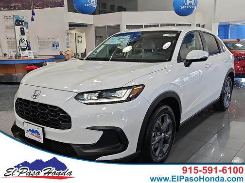 Platinum White Pearl 2026 Honda HR-V LX