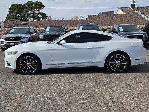 Oxford White 2016 Ford Mustang EcoBoost