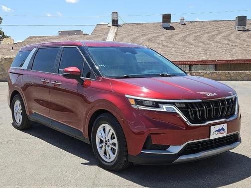 2024 Kia Carnival LX