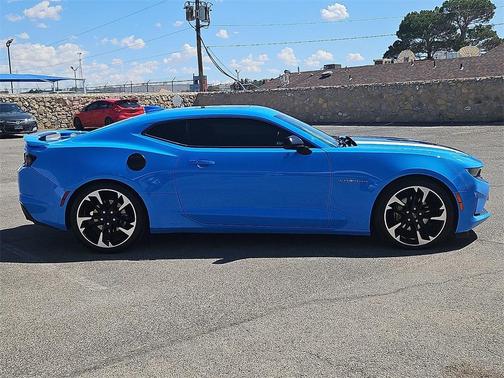 2023 Chevrolet Camaro 2LT