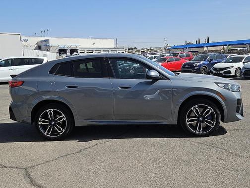 2025 BMW X2 xDrive28i