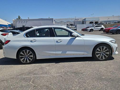 White Metallic 2025 BMW 330 i xDrive