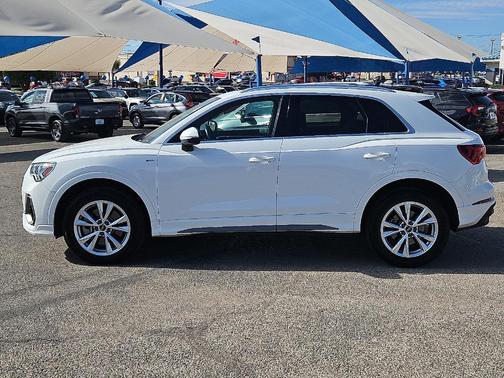 2023 Audi Q3 45 S line Premium