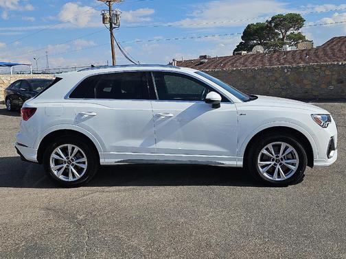 2023 Audi Q3 45 S line Premium