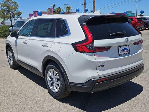 Platinum White Pearl 2026 Honda CR-V LX