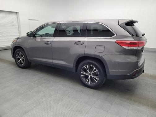2019 Toyota Highlander LE I4