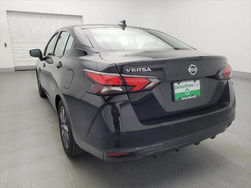2022 Nissan Versa 1.6 SV
