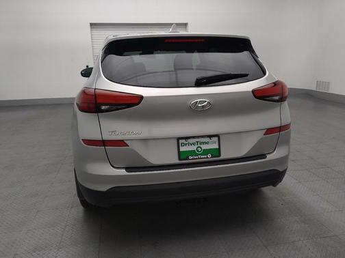 2021 Hyundai TUCSON SE