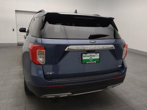 Blue Metallic 2020 Ford Explorer XLT