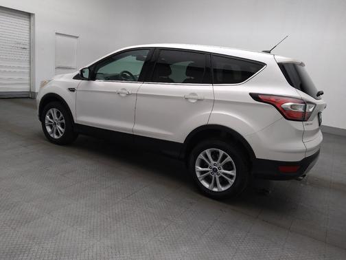 White Platinum Metallic Tri-Coat 2017 Ford Escape SE