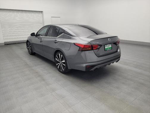 2020 Nissan Altima SR FWD
