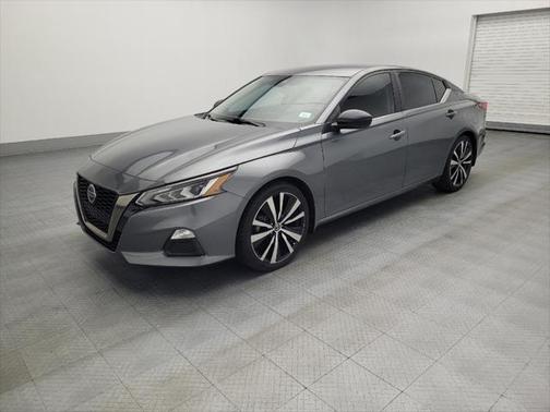 2020 Nissan Altima SR FWD