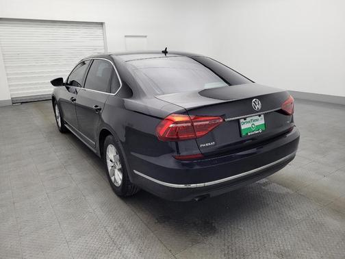 2017 Volkswagen Passat 1.8T S