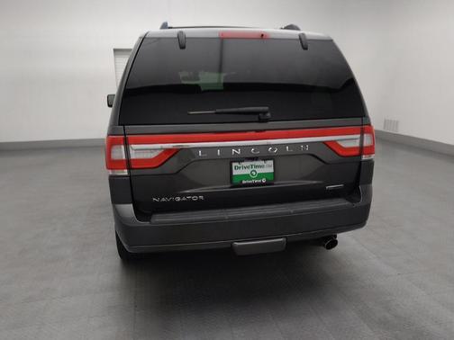 2016 Lincoln Navigator Select