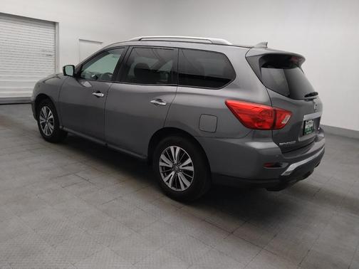 Gray 2020 Nissan Pathfinder SL