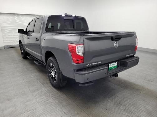 2022 Nissan Titan SV