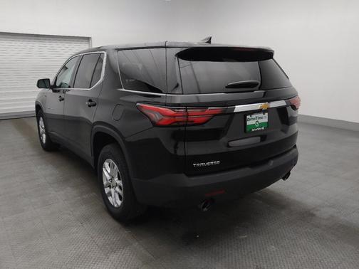 Mosaic Black Metallic 2023 Chevrolet Traverse LS