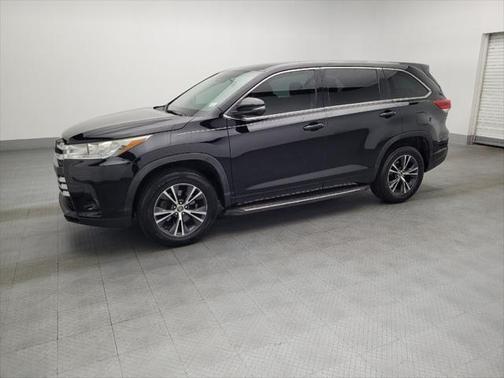 2018 Toyota Highlander LE I4