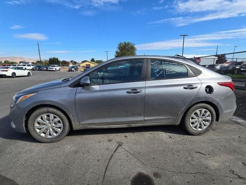 2021 Hyundai Accent SE