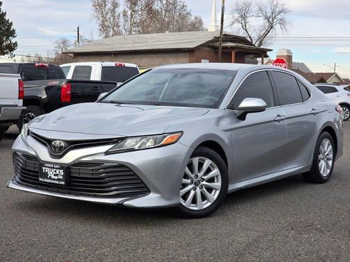 2020 Toyota Camry LE