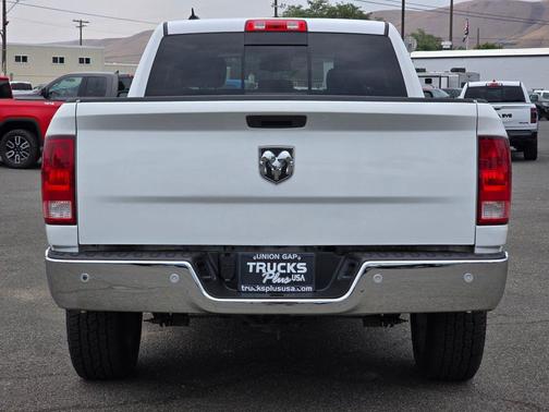 2020 RAM 1500 Classic SLT