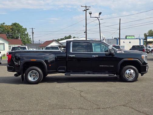 2022 GMC Sierra 3500 Denali