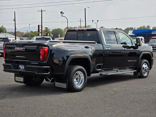 2022 GMC Sierra 3500 Denali