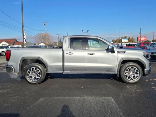 2023 GMC Sierra 1500 SLE